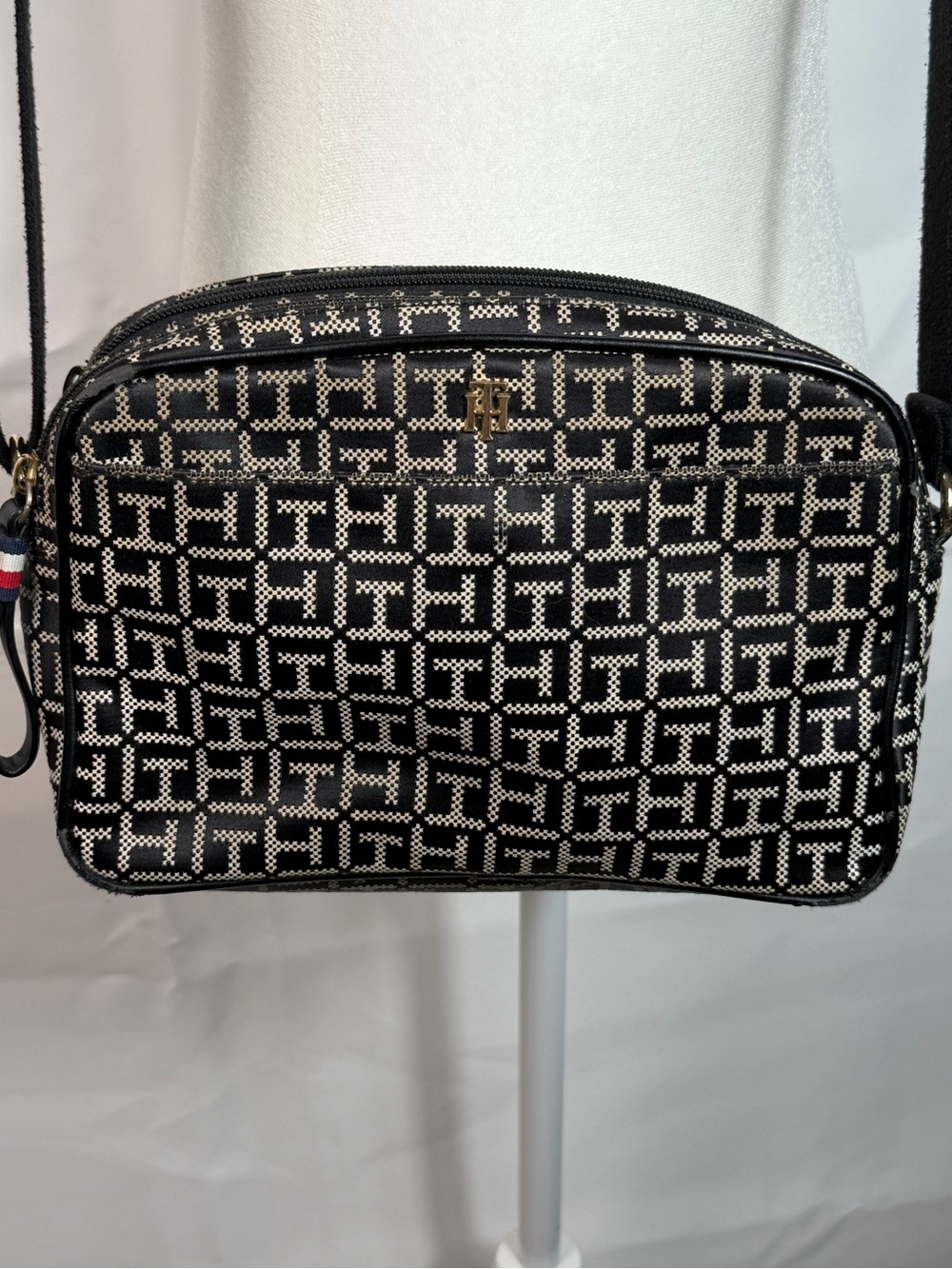 Tommy Hilfiger Crossbody Monogram Dual Zip Pocket Shoulder Bag Black White